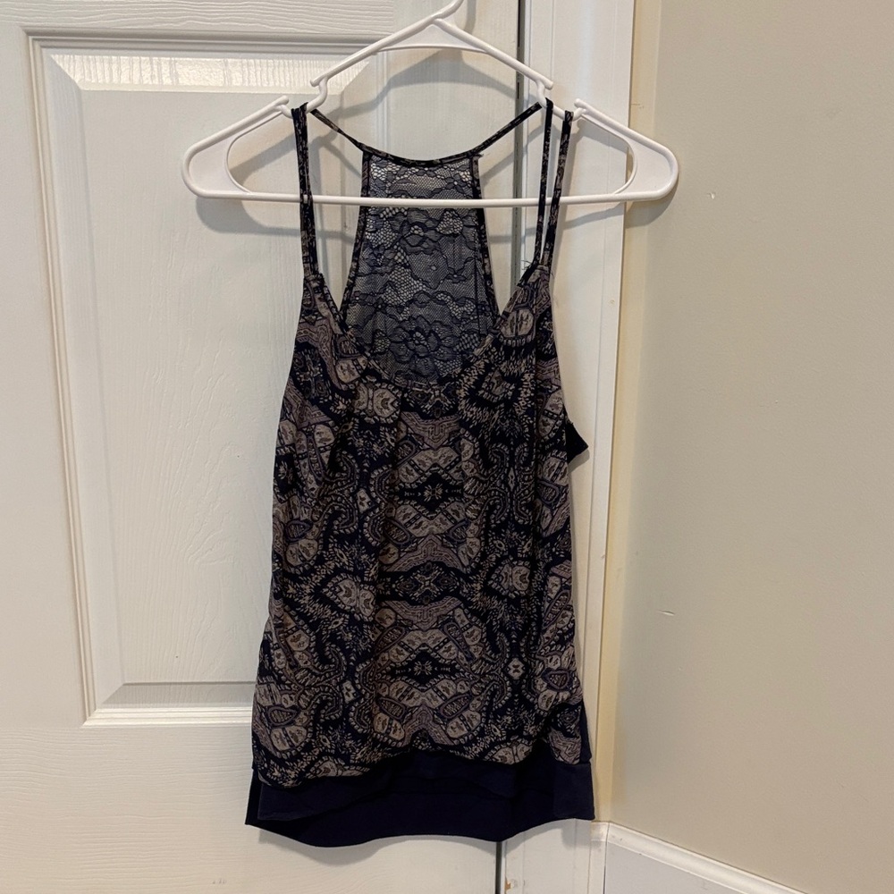 Elegant Lace Patterned Women's Top
